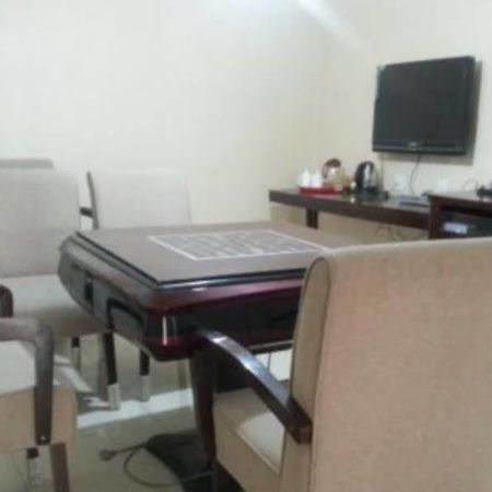 Xinhang Hotel 乌鲁木齐 外观 照片